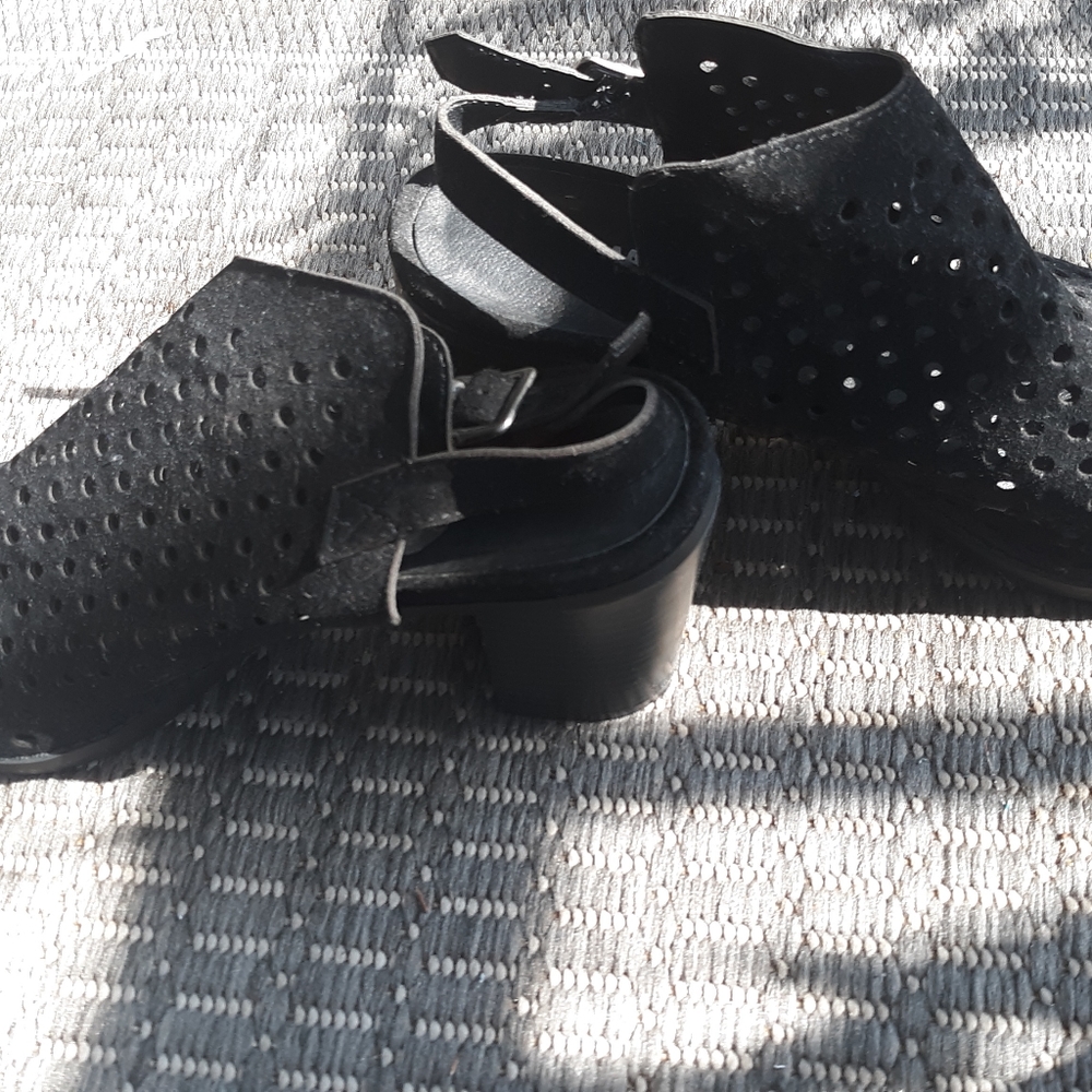 Black suede sandals